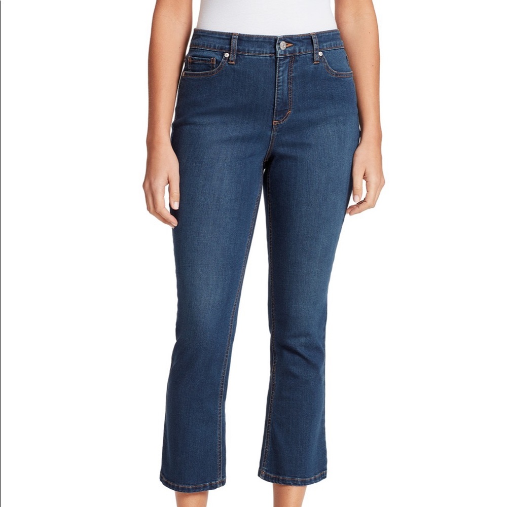 NWOT Gloria Vanderbilt Slimming Effect Jeans